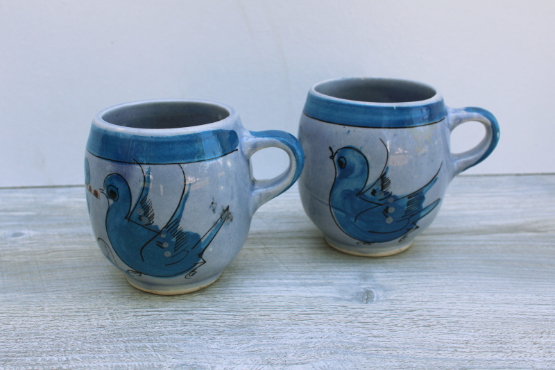 vintage Mexican pottery mugs, Tonala hand painted birds on sky blue
