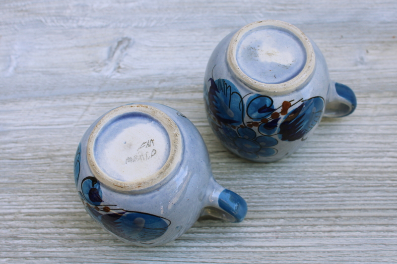 vintage Mexican pottery mugs, Tonala hand painted birds on sky blue