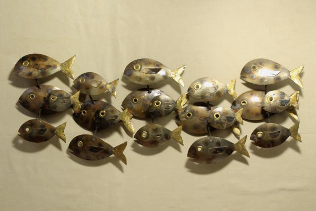 vintage Mexico wrought metal wall art plaque, school of fish swimming