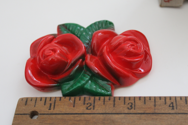 vintage Miller Studios chalkware red roses wall plaque mini size floral in original box