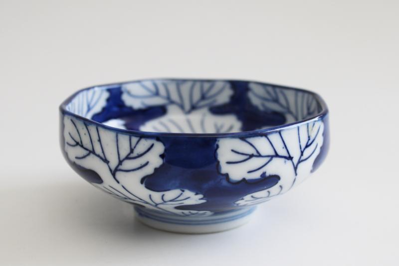 vintage OMC Japan blue & white porcelain bowl, oak leaf pattern Otagiri china