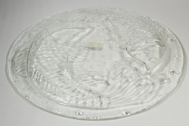 vintage Pilgrim glass Pisces astrological sign fish plate, mid century mod art glass