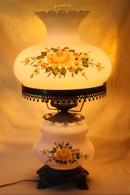 vintage Quoizel hand-painted milk glass chimney shade lamp, Abigail Adams GWTW style