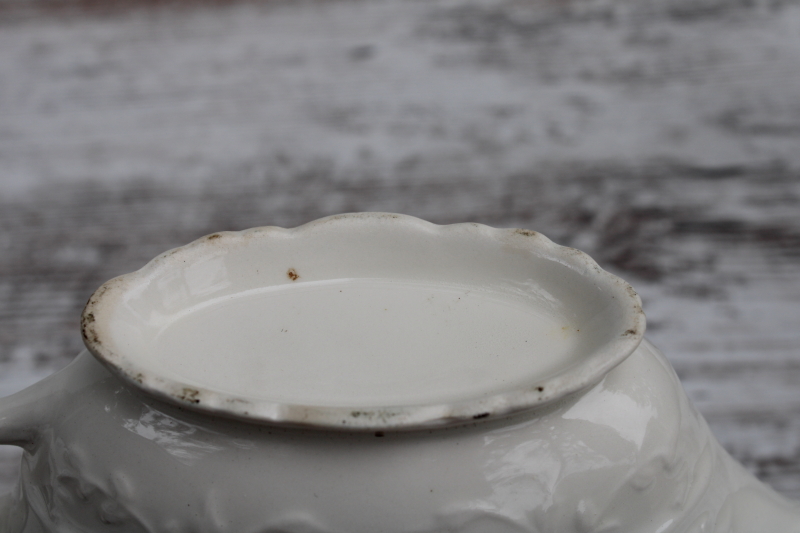 vintage Rose Point Pose Gosser china gravy boat, embossed floral border all white creamware color