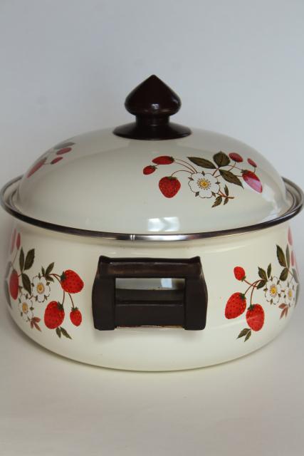 vintage Strawberries n Cream go-along dutch oven enamel pot and lid
