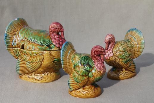 vintage Thanksgiving turkey salt & pepper shakers and jam pot, Lefton china turkeys