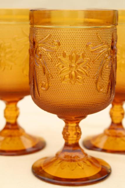 vintage Tiara amber glass wine glasses, sandwich daisy pattern goblets set of 4