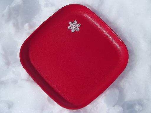 vintage Tupperware Christmas plates, red & green square holiday plates set