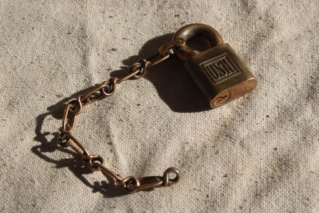 vintage US Navy padlock with chain / no key, USN Yale lock bronze red brass
