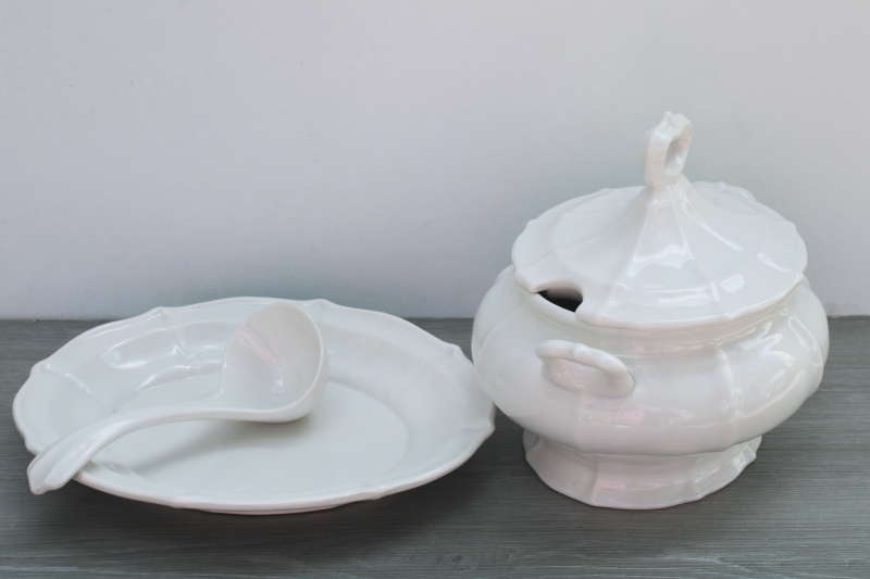 vintage USA pottery soup tureen w/ lid, underplate, ladle white ironstone look ceramic