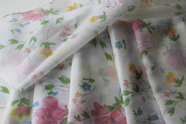 vintage Vera Neumann flowered print poly fabric napkins set, 60s 70s retro