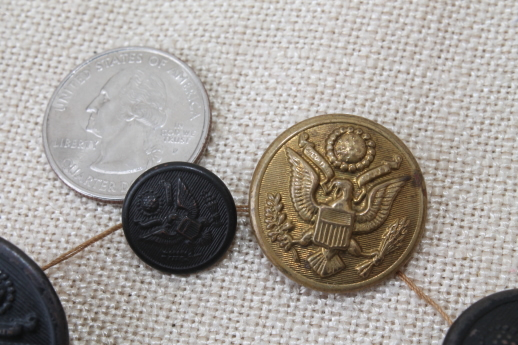vintage WWI WWII US Army bronze eagle uniform buttons, Art Metal buttons