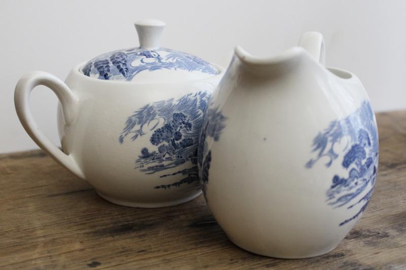 vintage Wedgwood Countryside cream pitcher & sugar bowl set, blue & white china