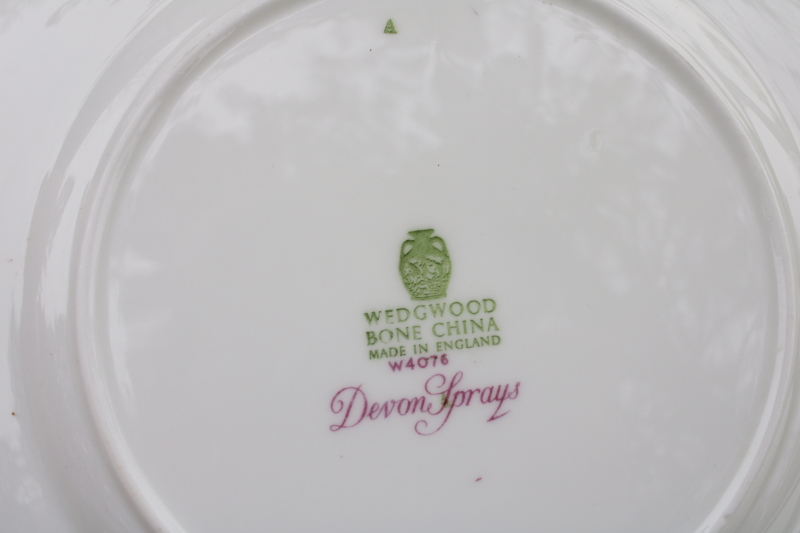 vintage Wedgwood England Devon Sprays floral china luncheon plates set of 4