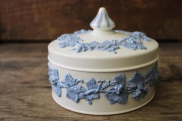 vintage Wedgwood Queensware lavender blue on cream candy dish or round box, embossed grapes