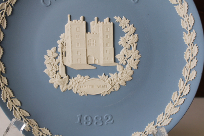 vintage Wedgwood blue  white jasperware plate, Christmas holly border Lambeth Palace