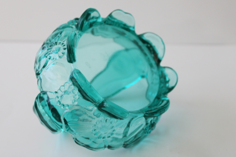 vintage Westmoreland glass flower basket pansy pattern aqua glass (laurel green)