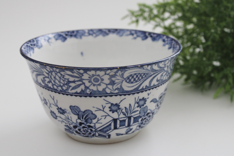 vintage Woods Ware blue  white chinoiserie china cranberry bowl, Chinese export style Wincanton