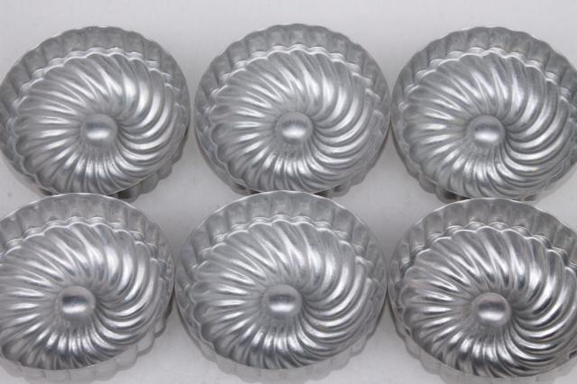 vintage aluminum baking pans for individual cakes or jello molds, fluted & ring molds 