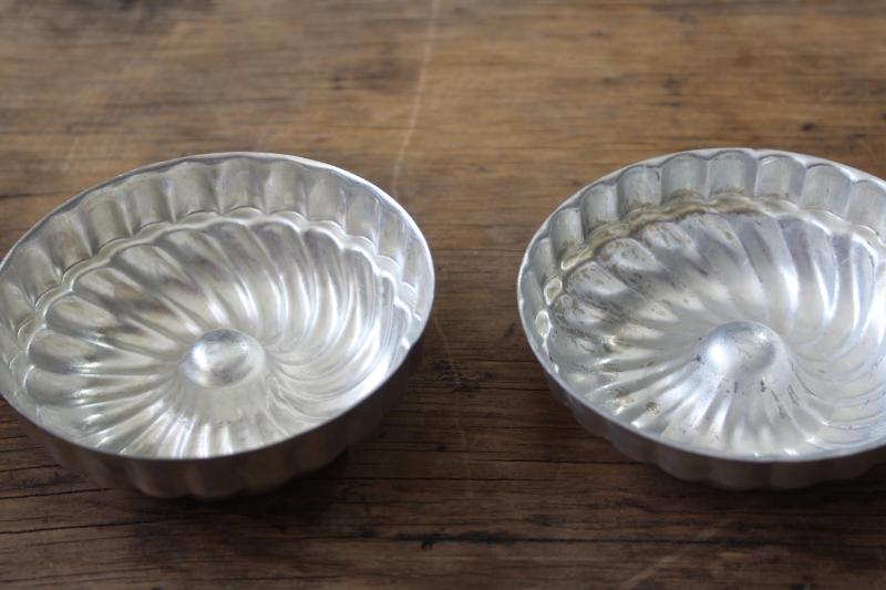 vintage aluminum jello mold set, individual size ring molds or cake pans