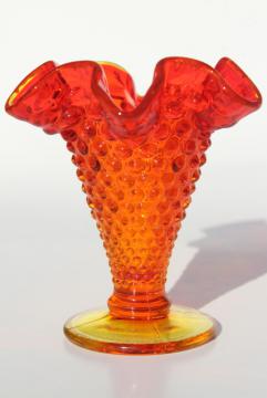 vintage amberina colored glass hobnail vase, Fenton or LE Smith? 