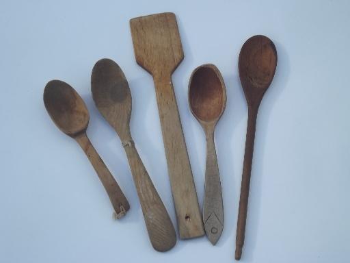 vintage & antique kitchen  woodenware, lot of wood spoons & kitchen tools