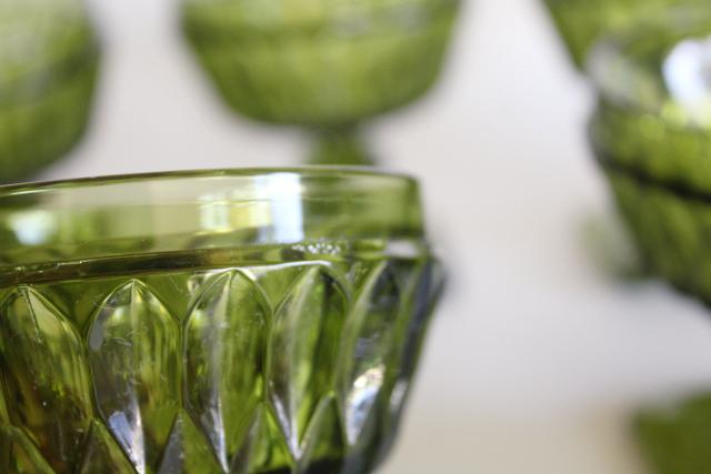 vintage avocado green glass Mt Vernon stemware, champagne or sparkling wine glasses
