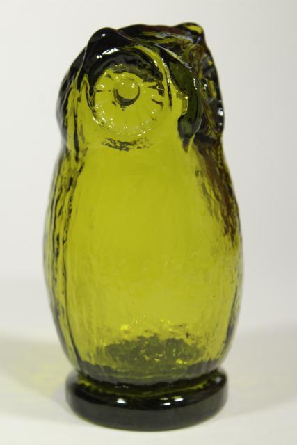 vintage avocado green glass owl, Viking glass paperweight figurine, 70s retro!
