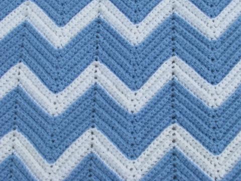 vintage blue & white chevron stripes crochet afghan, really long fringe!