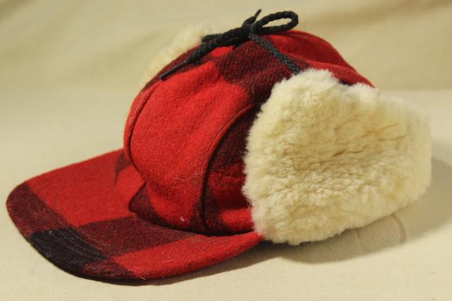 vintage buffalo plaid red & black checked wool lumberjack trapper hat & mittens for hunting