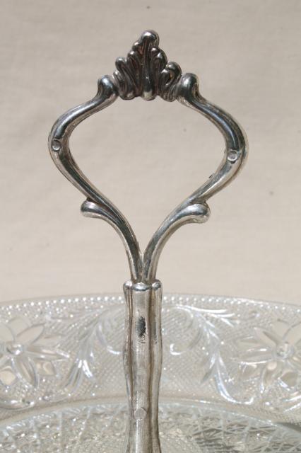 vintage cake plate / serving tray with center handle, sandwich pattern clear pressed glass