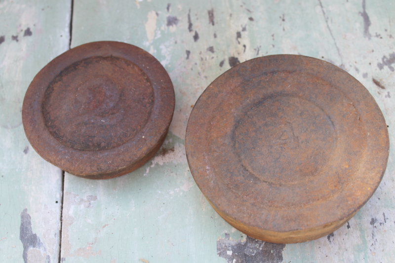 vintage cast iron scale weights, antique numbered graduated rounds