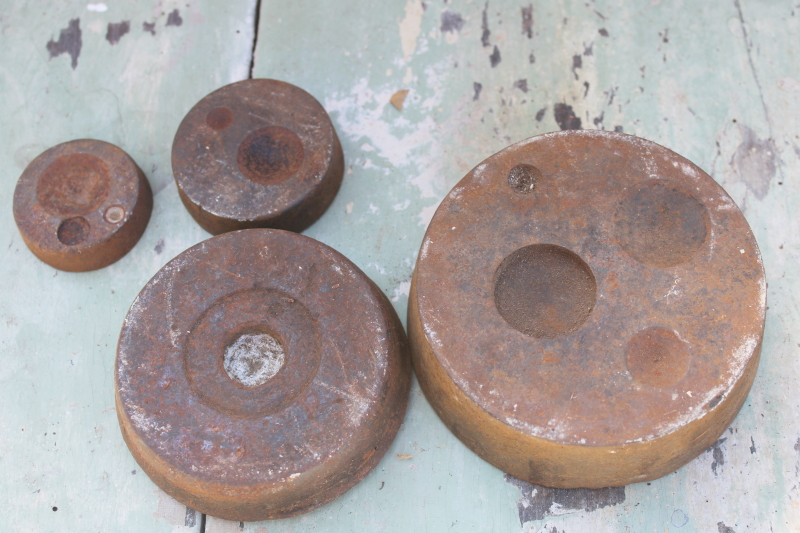 vintage cast iron scale weights, antique numbered graduated rounds
