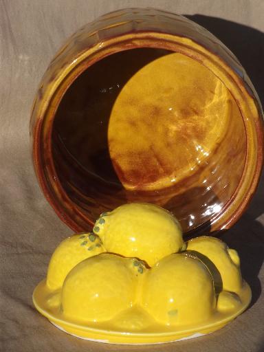 vintage ceramic cookie canister jar, large brown barrel of yellow lemons