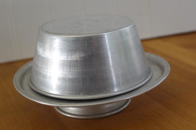 vintage child's size toy baking pans & cake stand, aluminum metal play kitchen cookware