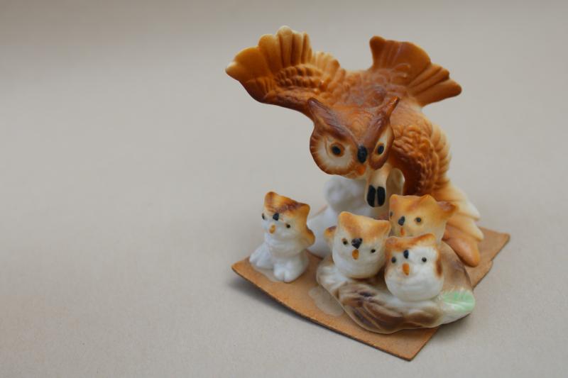 vintage china miniature figurines, mini animal family of owls, Japan