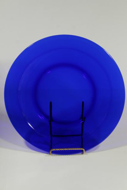 vintage cobalt blue glass chop plate or sandwich tray, large cake plate