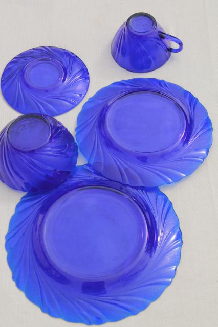 vintage cobalt blue glass dishes set for four, Duralex Rivage swirl pattern