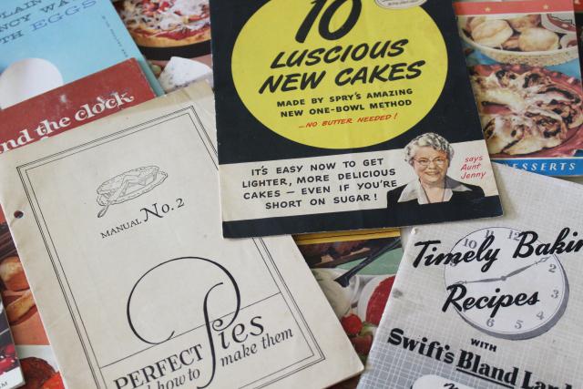 vintage cookbooks lot, 50s 60s 70s recipe booklets & leaflets w/ retro kitchen graphics