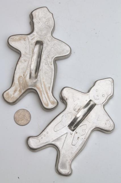 vintage cookie cutters / biscuit cutter lot, 20+ pieces early to mid-century kitchenware