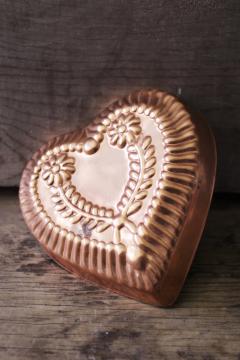 vintage copper mold, heart shape wall hanging, old world style country kitchen decor