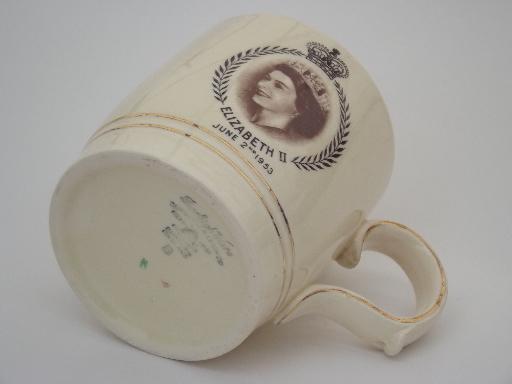 vintage coronation souvenir tea mug w/ Queen Elizabeth II photo 