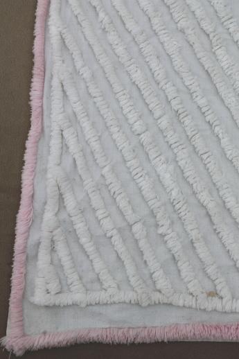 vintage cotton chenille baby bedspread or crib cover w/ pink & white swans 