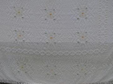 vintage cotton chenille bedpread, yellow daisies flowers