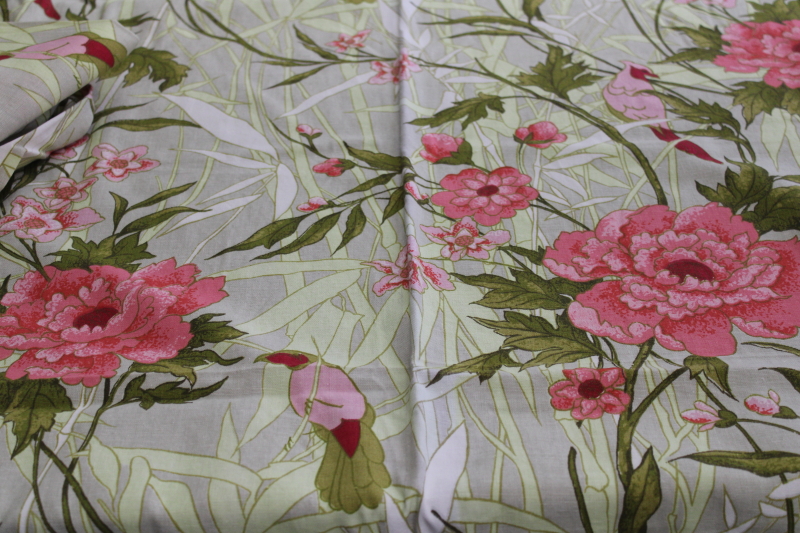 vintage cotton decorator fabric, Dorothy Draper style chinoiserie floral print pink  green