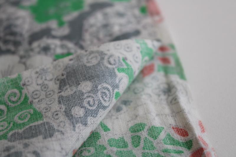 vintage cotton feed sack fabric, floral print grey & rust red on kelly green