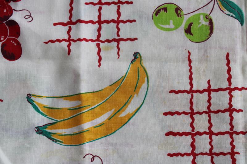vintage cotton feedsack fabric, bright fruit border print nice for kitchen linens
