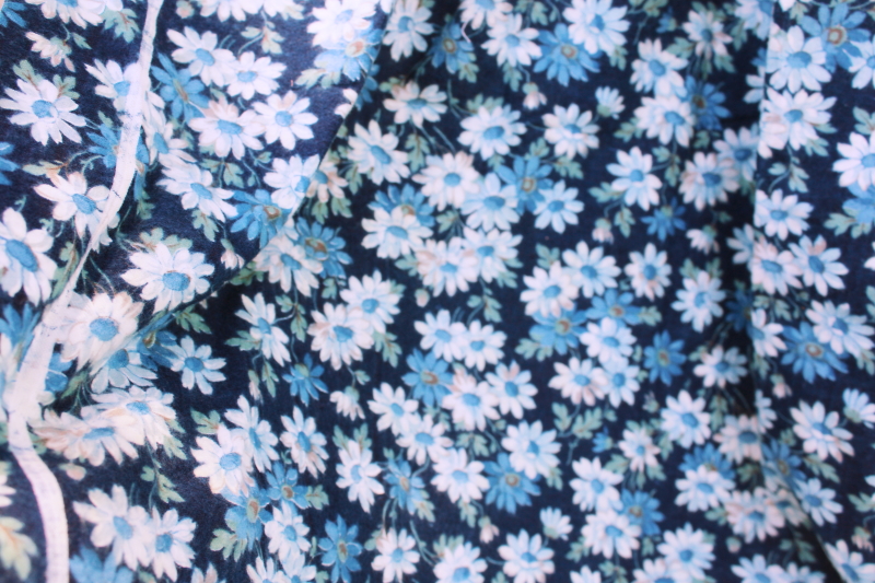 vintage cotton flannel fabric, prairie girl granny floral daisies on dark blue