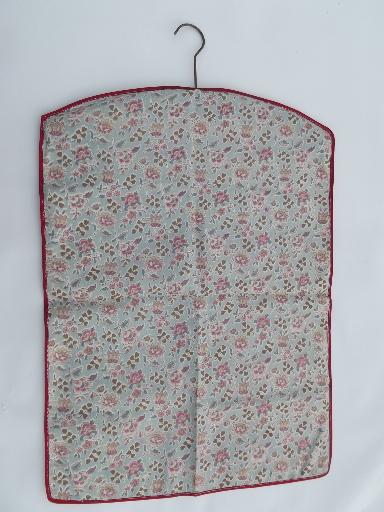 vintage cotton print laundry bag, hanging bag for your sewing, knitting