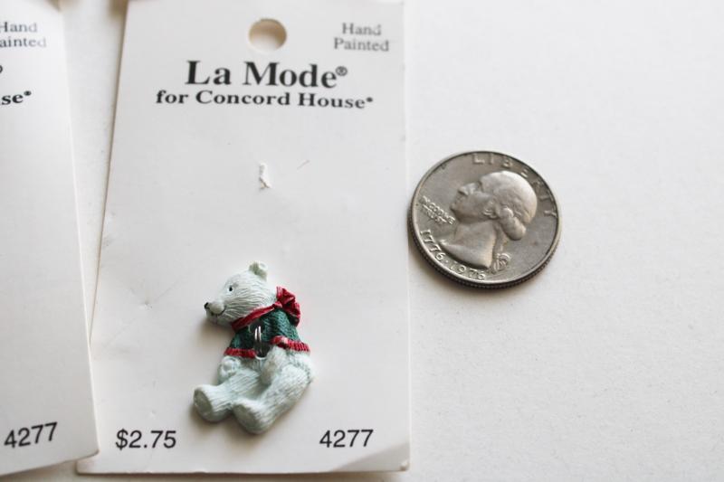 vintage craft sewing buttons lot new old stock, Christmas teddy bears hand painted